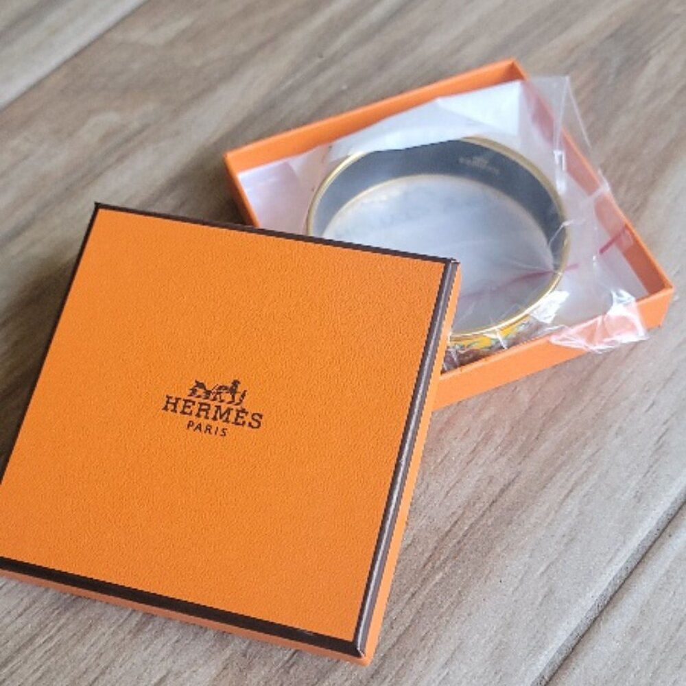 Hermes  20mm. Cloisonne Bangle Gold/Yellow/Enamel Bracelet